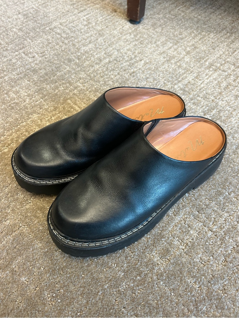 Lisa Says Gah Lena Chunky Mule by Matisse - Black Leather Platform Mule Clogs 8 - Picture 3 of 5